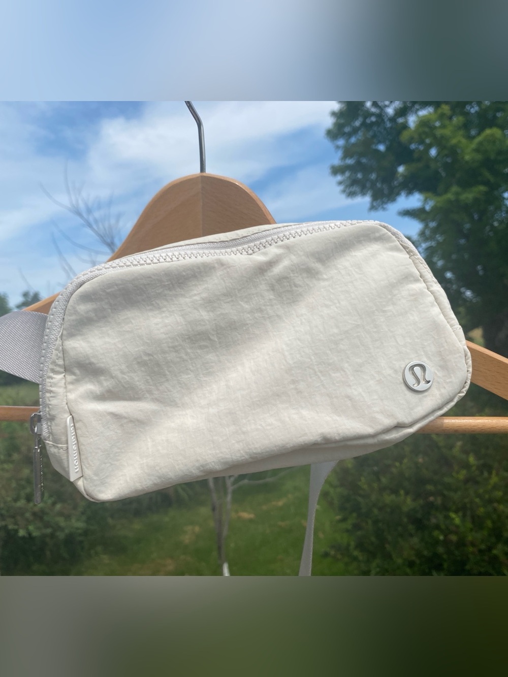 Lululemon ‘White Opal’ Belt Bag
